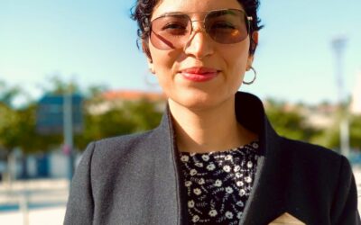 Fatine Moubsit, la voix de la résilience : une interview avec une artiste qui utilise le slam pour guérir