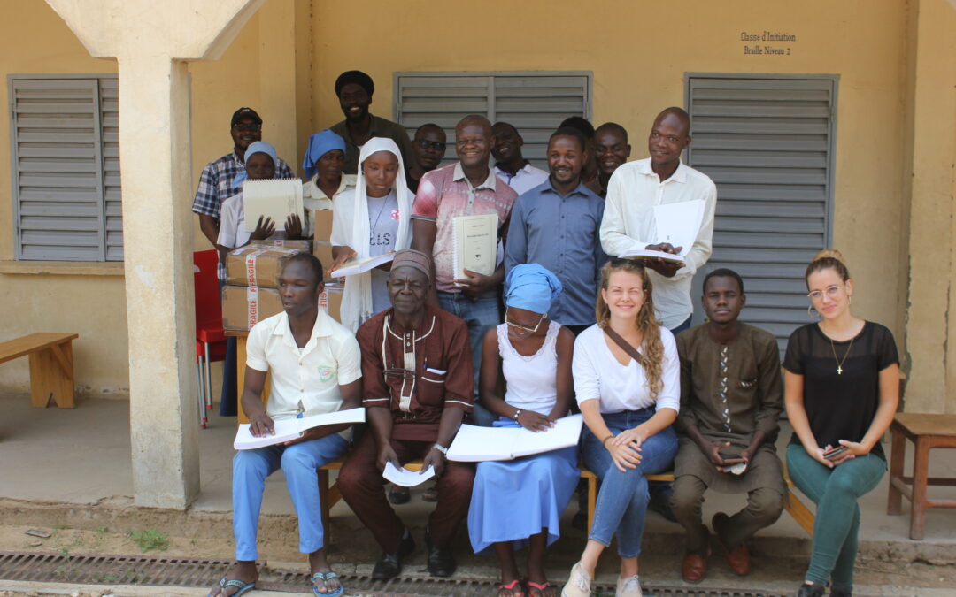 Les slameurs tchadiens favorisent l’accès à la lecture et aux livres en brailles aux aveugles de leur pays
