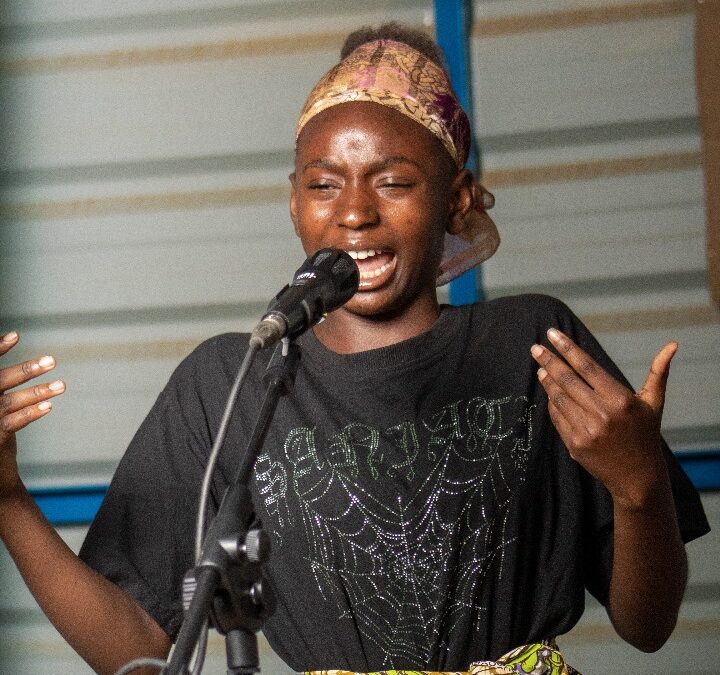 Quand le slam éclaire l’avenir : “L’Éducation” de MOSHA DU CIEL